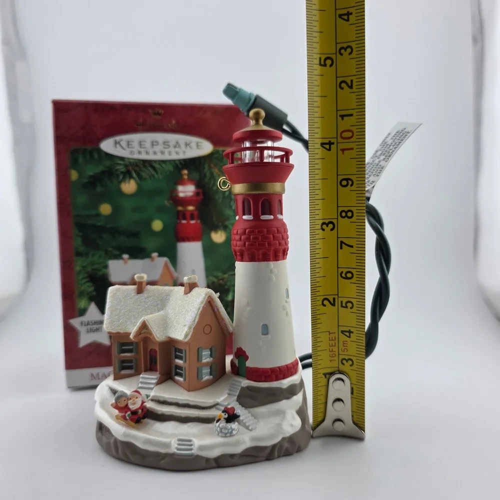 Hallmark Keepsake Lighthouse Greetings 2000 Magic Light Ornament‎ Tested